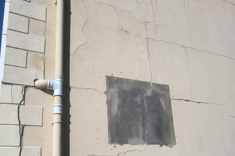 1722406439 mica blocks causing large cracks to appear on dwellings