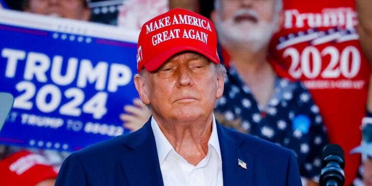 trump hat