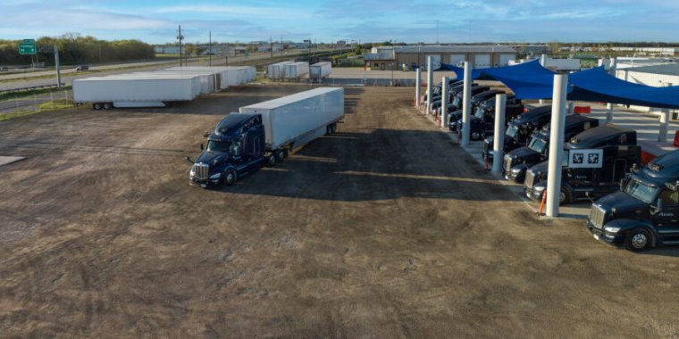 Aurora Horizon Autonomous Trucking Terminal 2