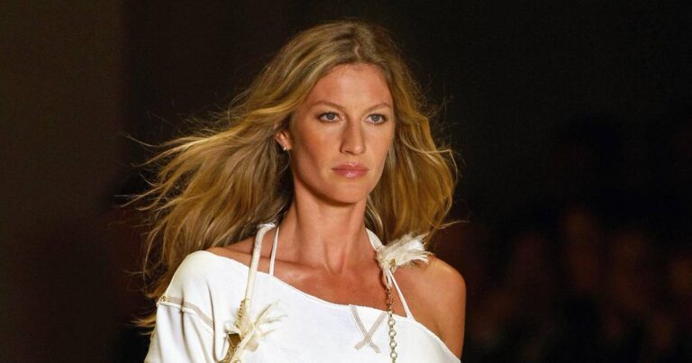 Gisele Bundchen Best Maternity Fashion Moments 4