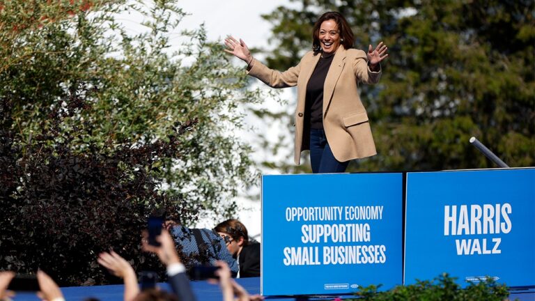 harris campaign event small business