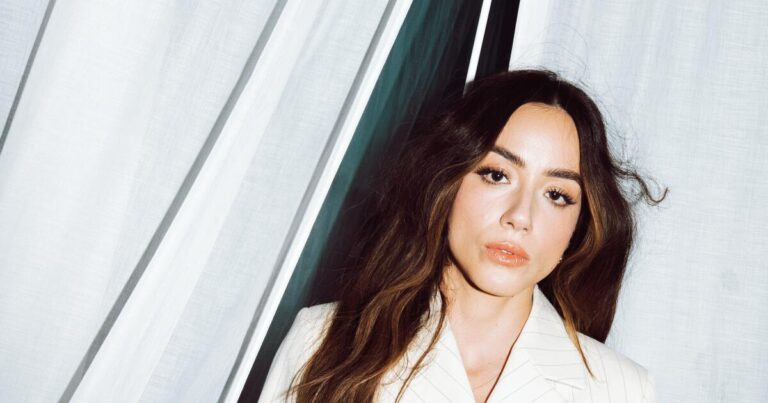 1482876 la et chloe bennet anoelker 6756 2