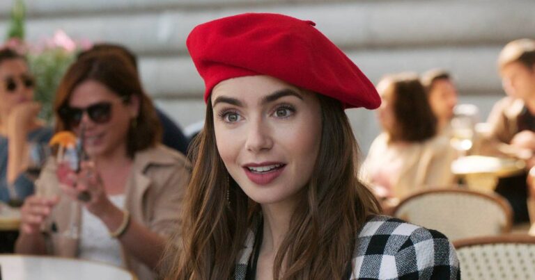 Emily in Paris Beret