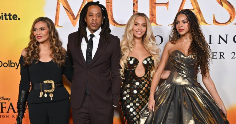 Jay z puts on united front with family amid rape allegations 2188545537