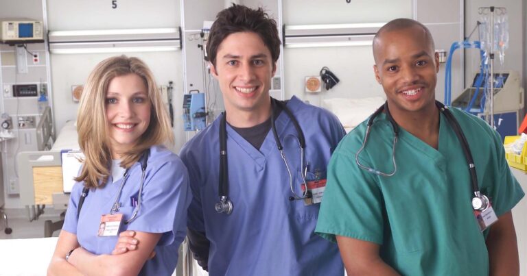 bill lawrence is working on scrubs reboot 1609640