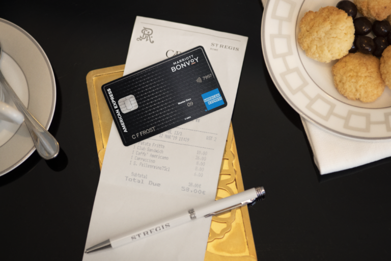 Lifestyle Image MAR AXP Brilliant Card 1024x683