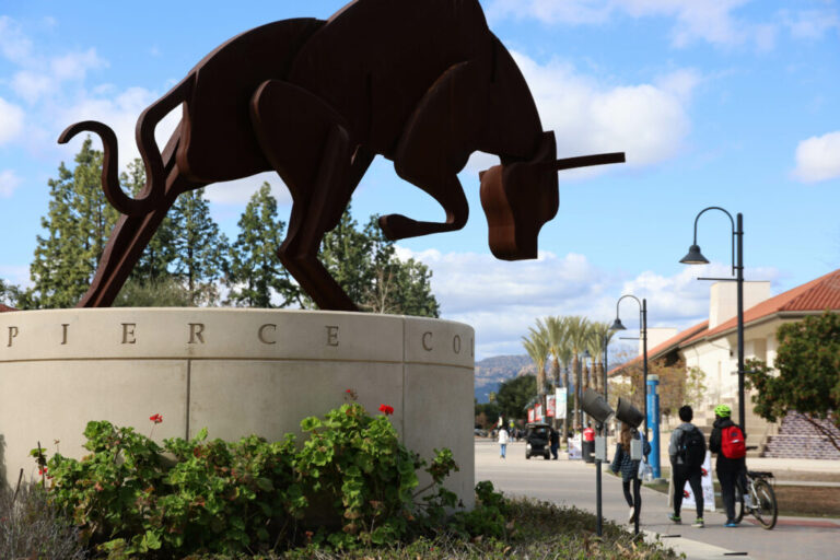 Pierce College campus and students2 1024x683